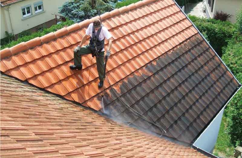 Prix d'un nettoyage de toiture