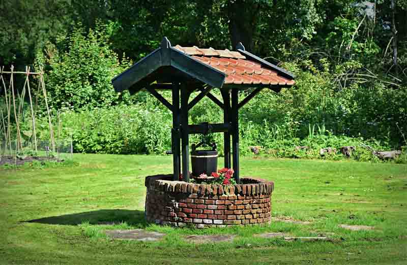 Que choisir entre puits et forage d'eau ?