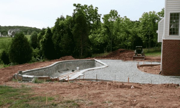 piscine en travaux