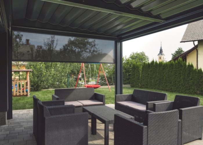 pergola toit retractable