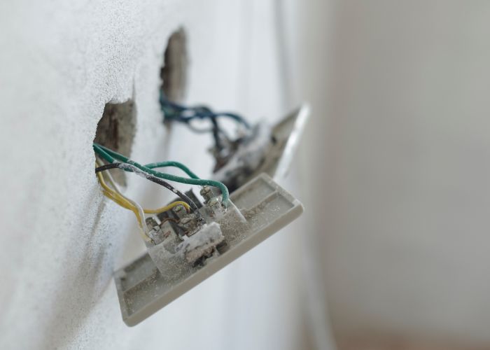 changer vieilles prises électriques