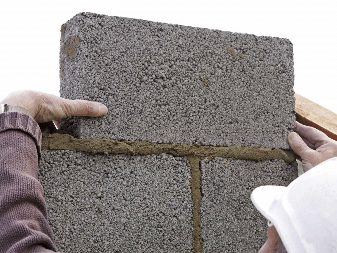 construire un mur en parpaing