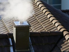 L’importance de ramoner votre conduite de cheminée 2 fois par an