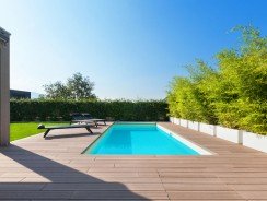 Piscine : quels critères pour choisir le carrelage adapté ?