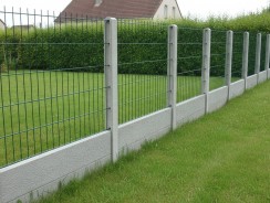 Plaque de béton pour clôture Brico Dépôt : prix 2026, dimensions et pose