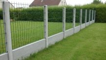 Plaque de béton pour clôture Brico Dépôt : prix 2026, dimensions et pose