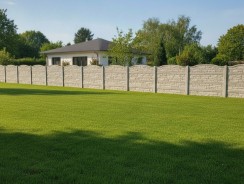 Prix d’une clôture en plaques de béton 2026 : tarif au ml et au m²