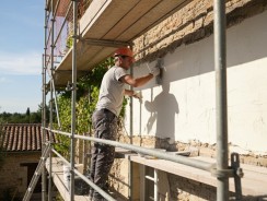 Prix enduit façade au m² : monocouche vs multicouche 2026