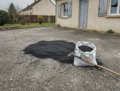 Prix enrobé à froid 2026 : au sac, à la tonne et au m²