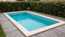 Prix mini piscine 2026 : coque, béton, kit et tout compris