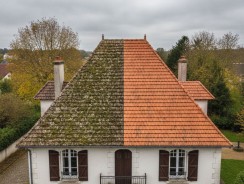 Produit démoussage toiture : comparatif et prix 2026
