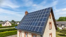 Rentabilité panneaux solaires 2026 : calcul, ROI réel et aides détaillées