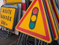 Tout savoir sur les panneaux de chantier