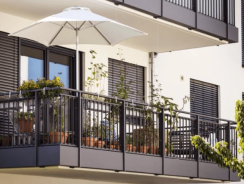 Les Secrets d&rsquo;un Balcon Protégé : Choix et Installation de Votre Brise-Vue Idéal