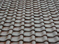 Prix d&rsquo;une toiture en bac acier : ce qu&rsquo;il faut savoir