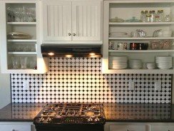 Relooking facile : vive le carrelage adhésif !